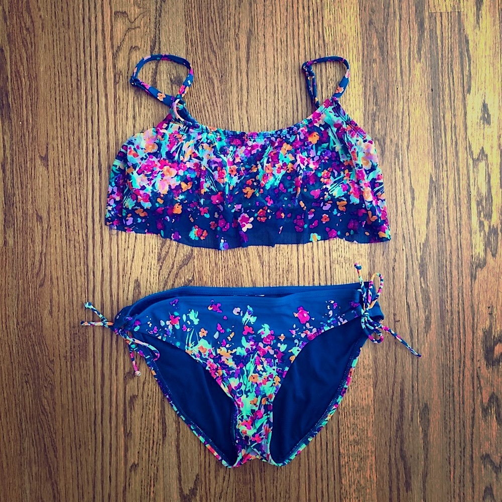 Women’s Bikini Top & Bottoms